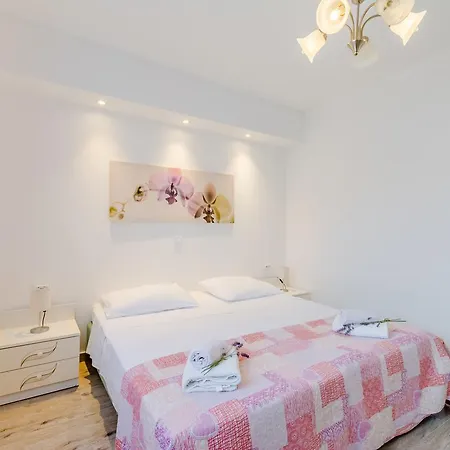 Apartment 2842f *
